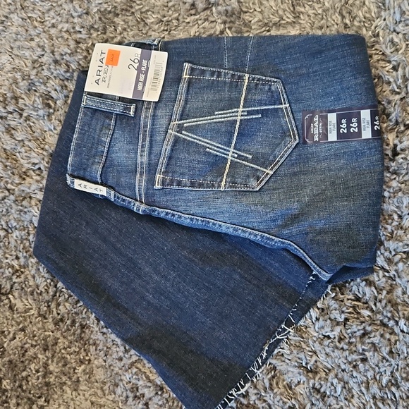 Ariat High Rise Flare - Picture 1 of 2